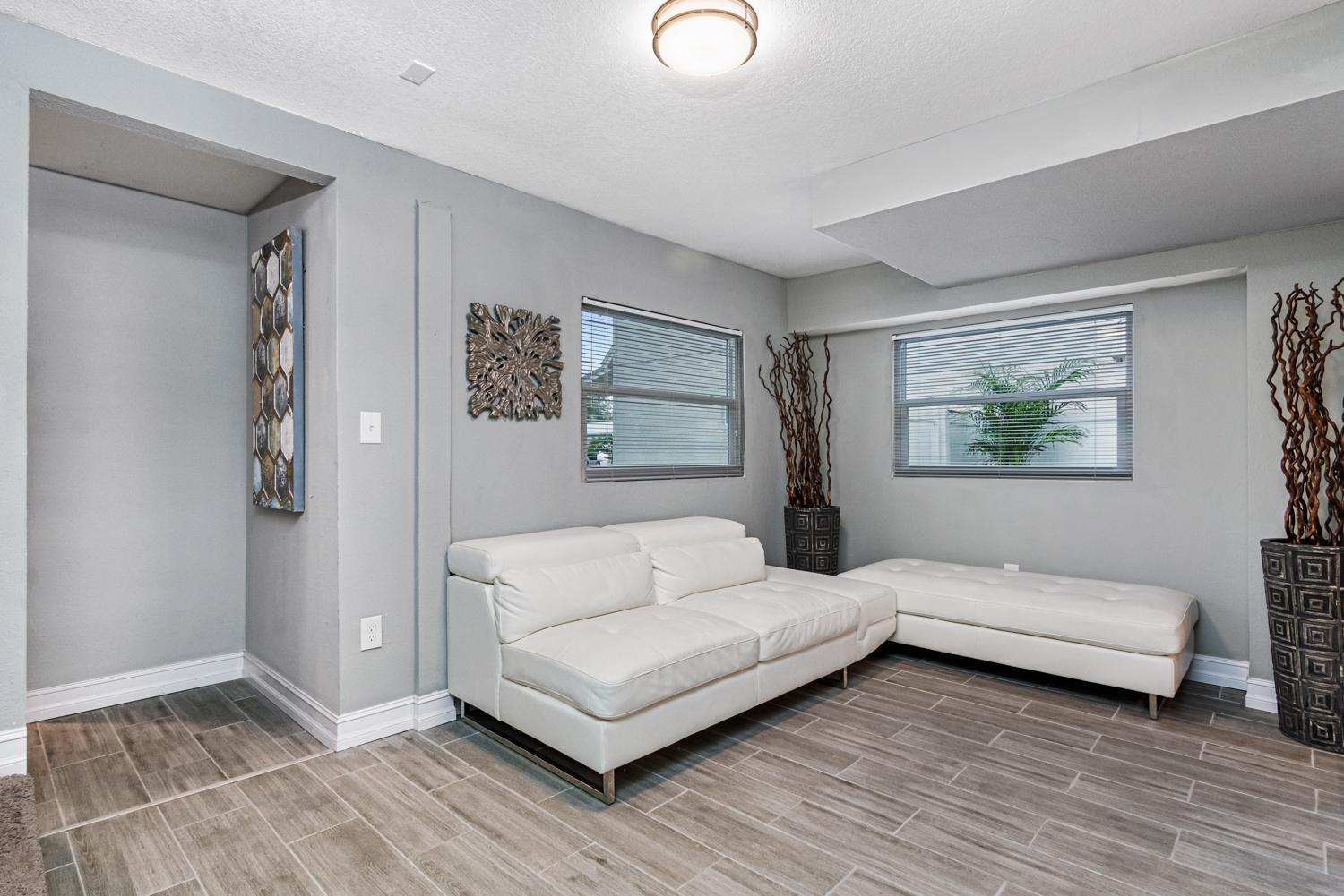 Modern House In Clearwater With Access To A Shared Swimming Pool Apartment Safety Harbor Exterior photo