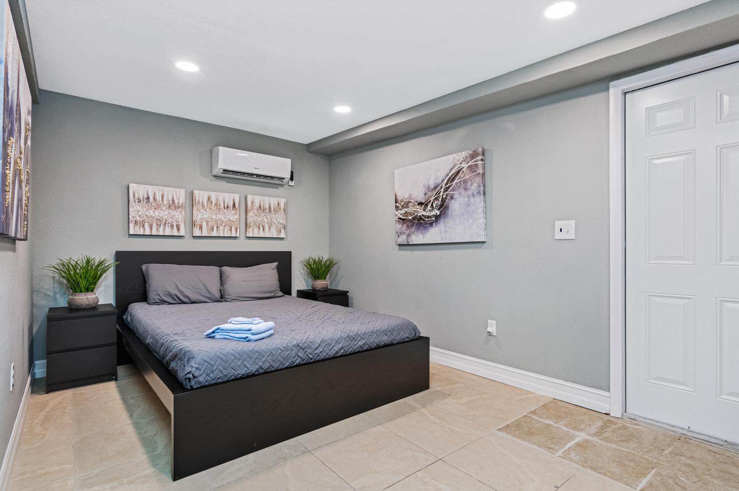 Modern House In Clearwater With Access To A Shared Swimming Pool Apartment Safety Harbor Exterior photo
