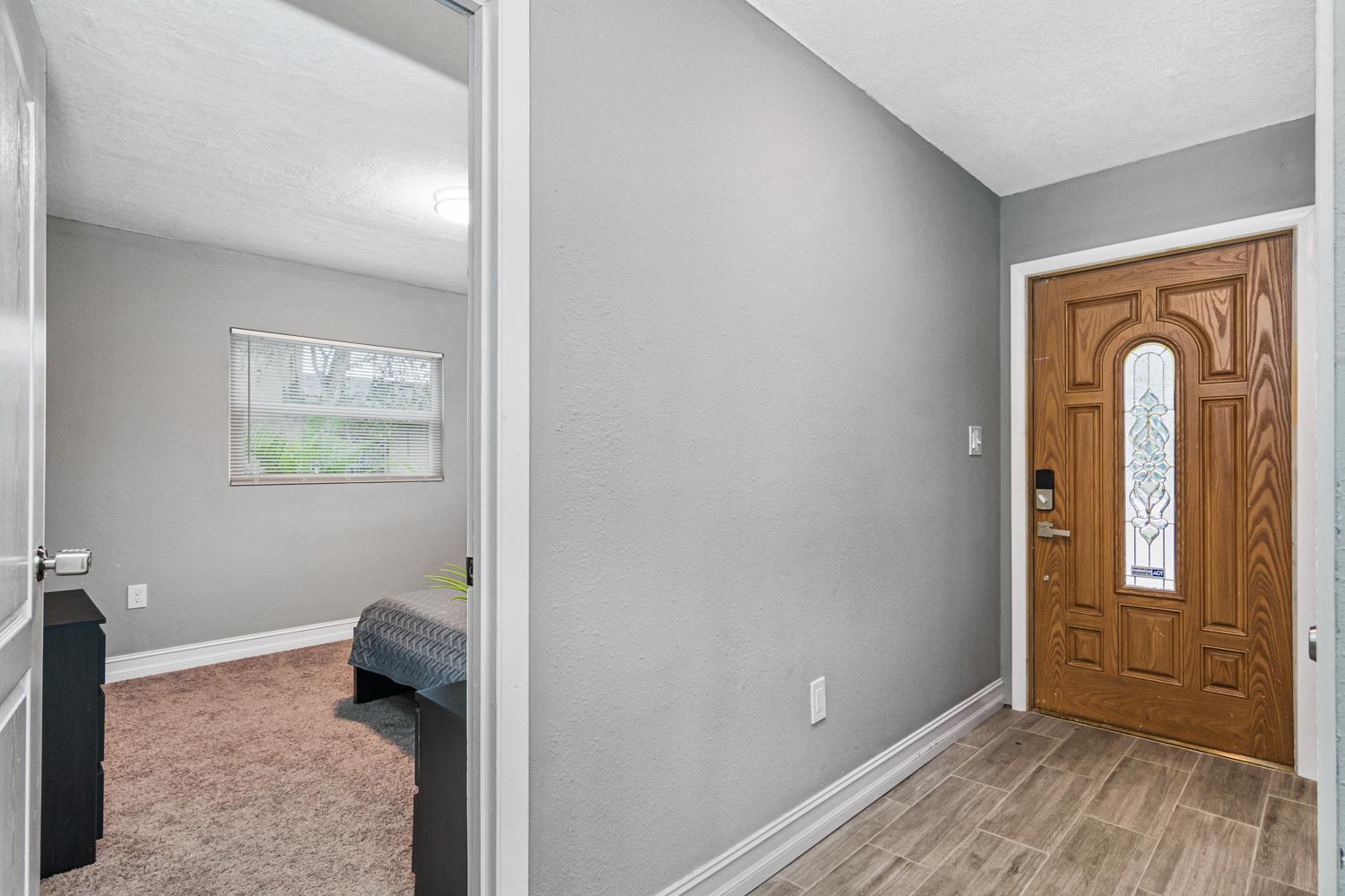 Modern House In Clearwater With Access To A Shared Swimming Pool Apartment Safety Harbor Room photo